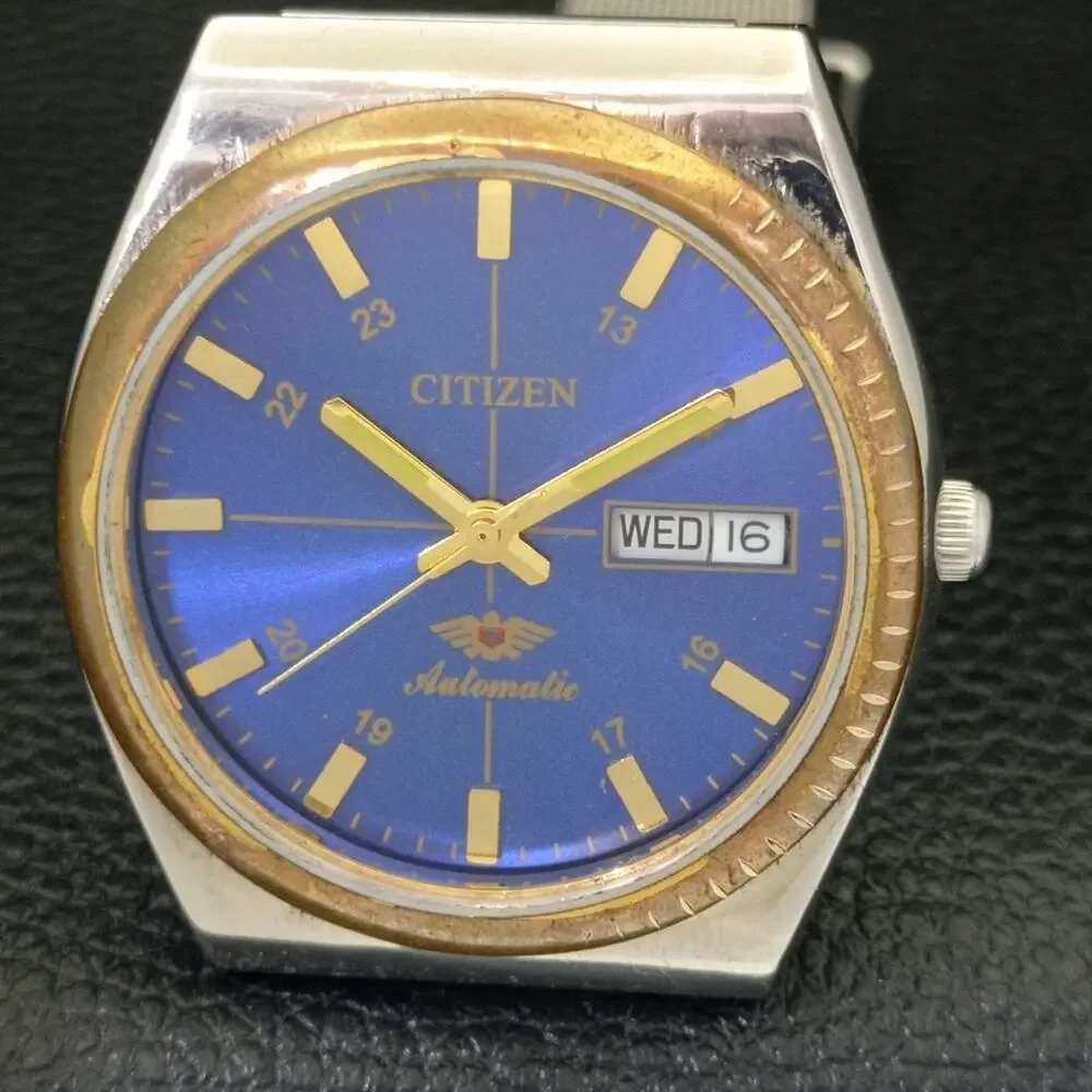 Vintage 1971 Citizen Automatic Mens Silver Watch W/daydate & Gold accents